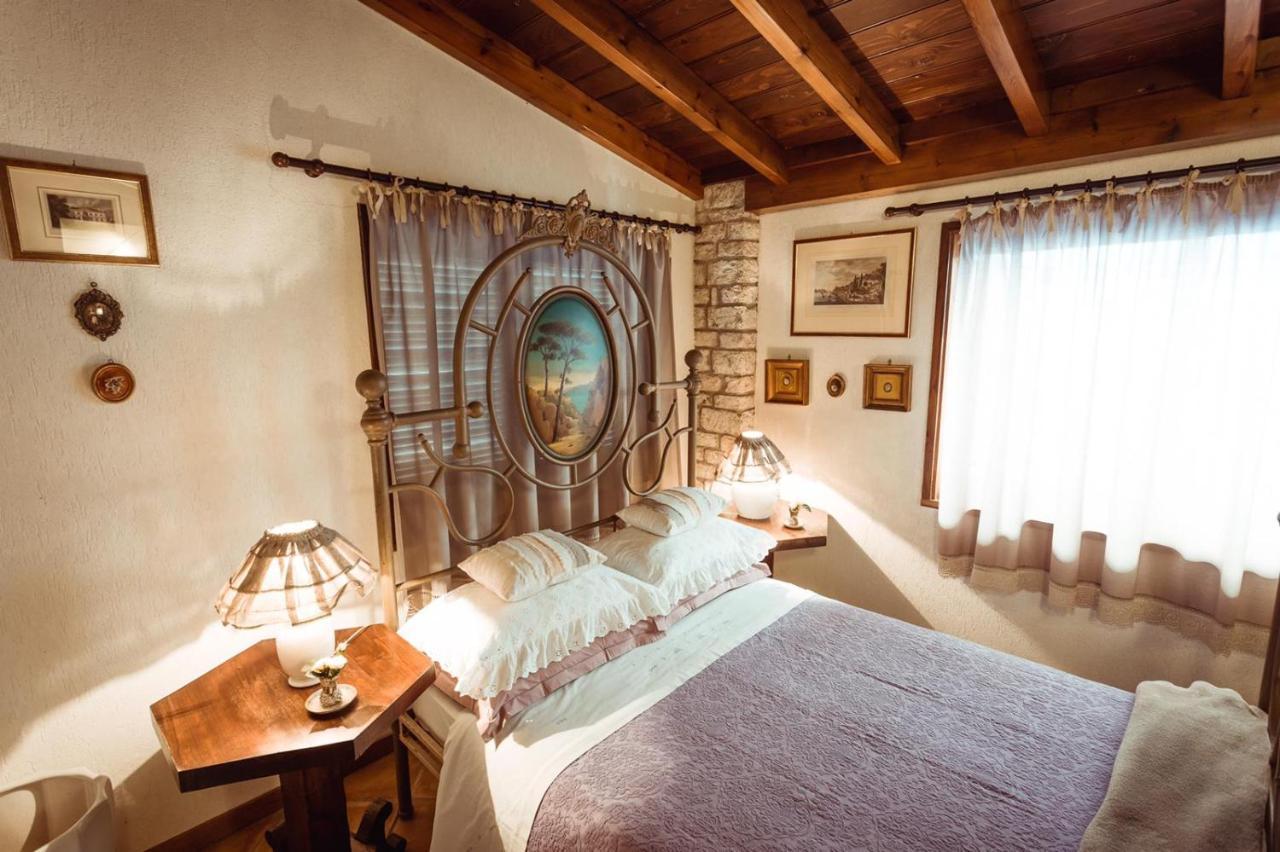 B&B De Charme Torre Agnese Labro Exterior photo